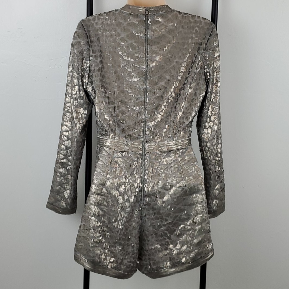 Saylor mishandled Platinum sequins romper women long sleeve size XS - Picture 4 of 9